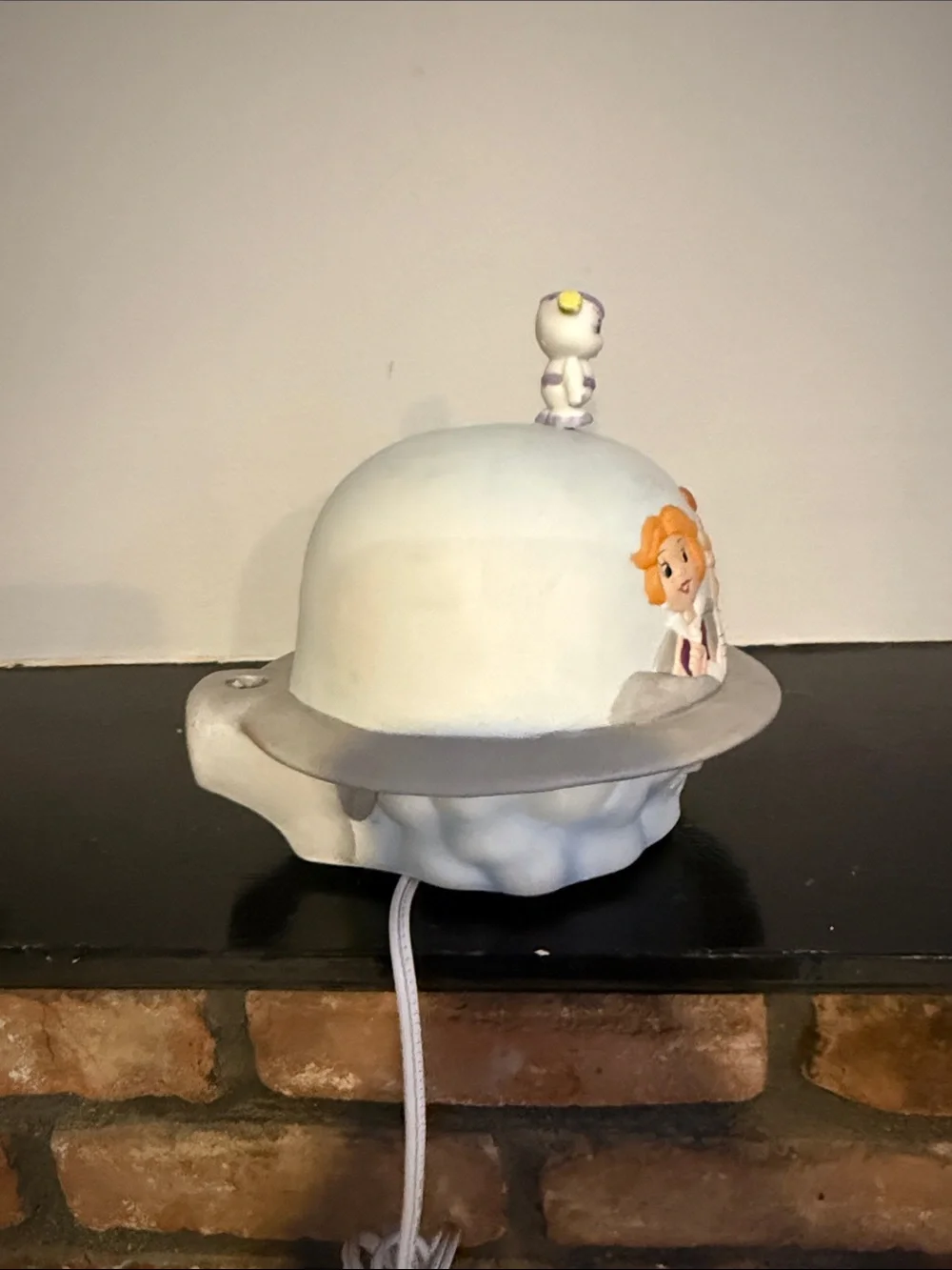 The Jetsons  Ceramic TV Night Light - White & Multicolor